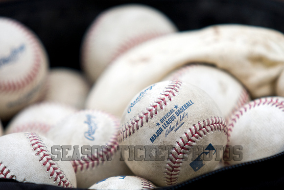 MLB baseballs 6516 (Andrew Woolley)