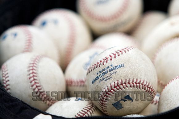 MLB baseballs 6527 (Andrew Woolley)